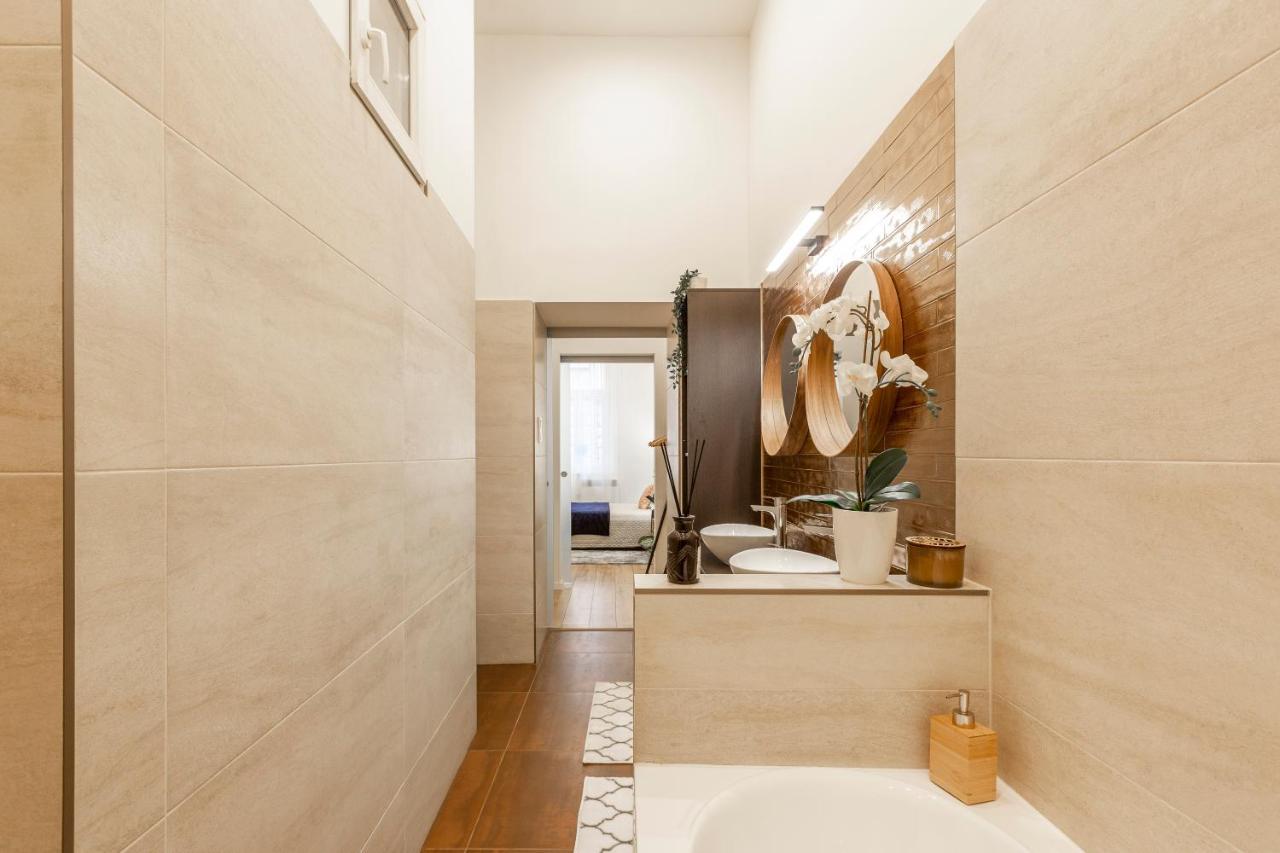 Stylish Luxury Apartment By Anna بودابست المظهر الخارجي الصورة